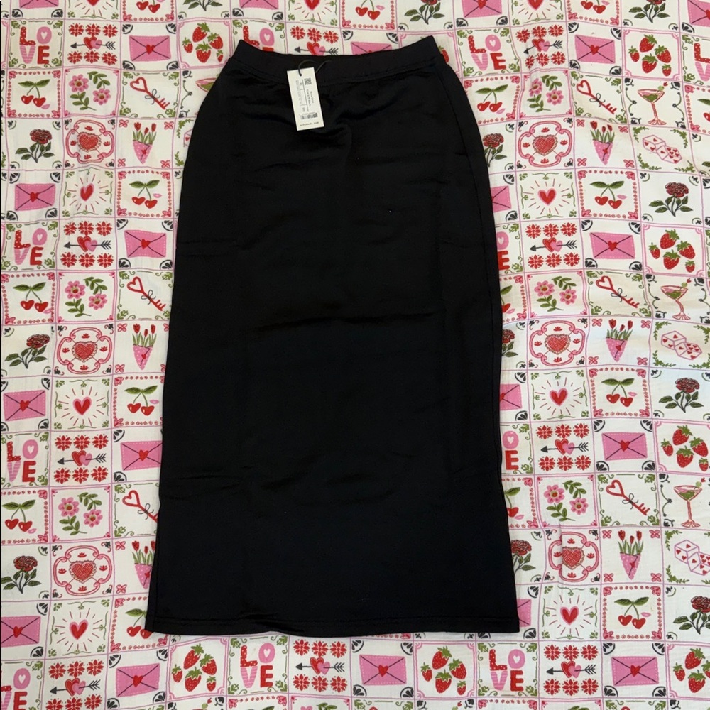 Apparelel XS bora skirt NWT